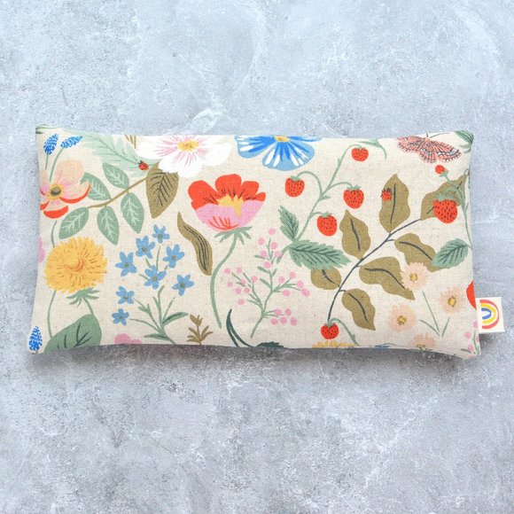 Lavender or Mint Weighted Eye Pillow in Strawberry Fields Canvas Rifle Paper Co - Picture 1 of 3